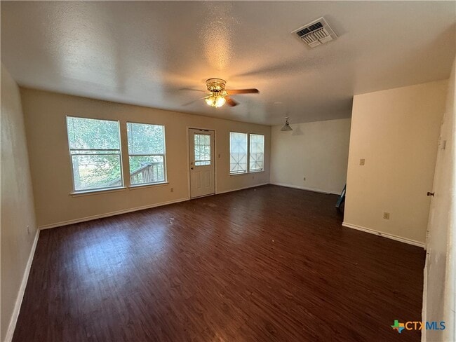 1002 Sagewood Trail
