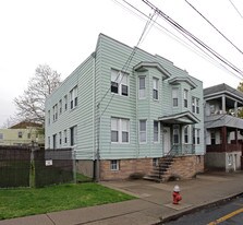 68 MacArthur Ave Apartments