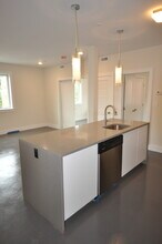 172 Northampton St, Unit 5 in Boston, MA - Foto de edificio - Building Photo