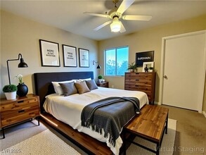950 Seven Hills Dr, Unit 3017 in Henderson, NV - Building Photo - Building Photo