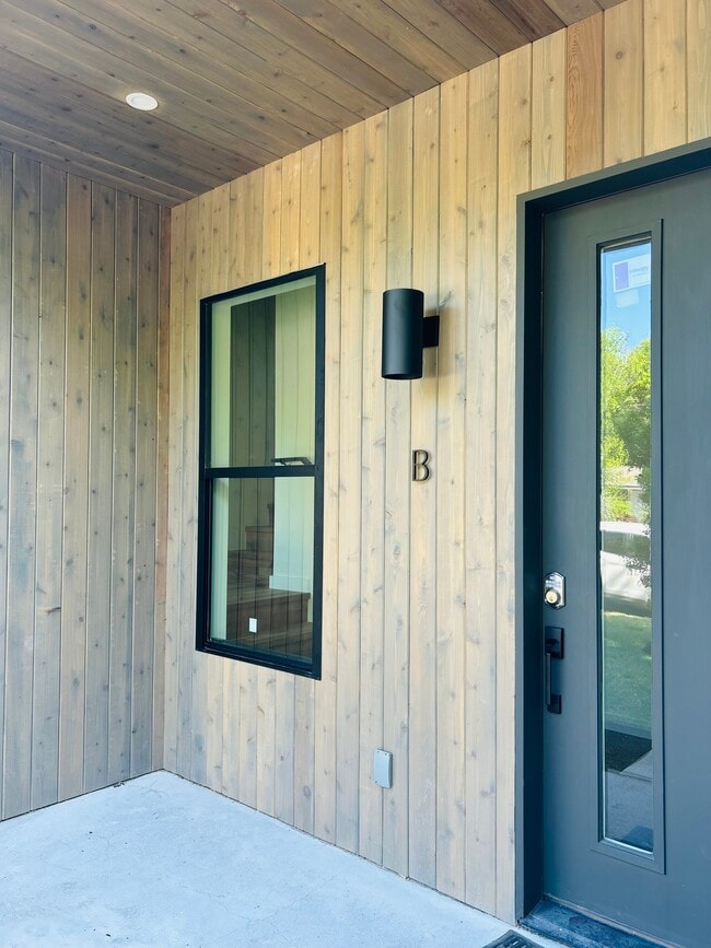 500 Irma Dr in Austin, TX - Building Photo - Building Photo