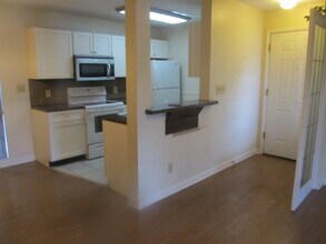 8725 Chandler Dr, Unit South Lakes in Myrtle Beach, SC - Building Photo - Building Photo