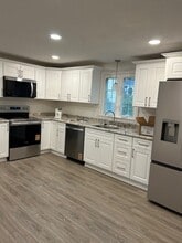 2 Patrick Rd in Hopedale, MA - Building Photo - Building Photo
