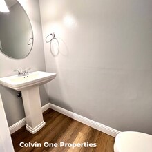 303 E Montcastle Dr in Greensboro, NC - Building Photo - Building Photo