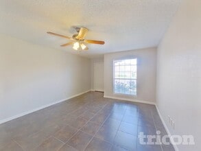 4208 Middlebrook Dr in Arlington, TX - Building Photo - Building Photo