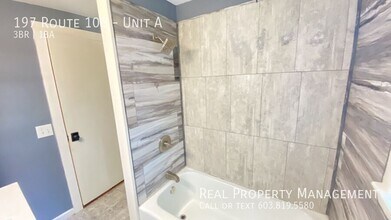 197 NH-108 in Somersworth, NH - Building Photo - Building Photo