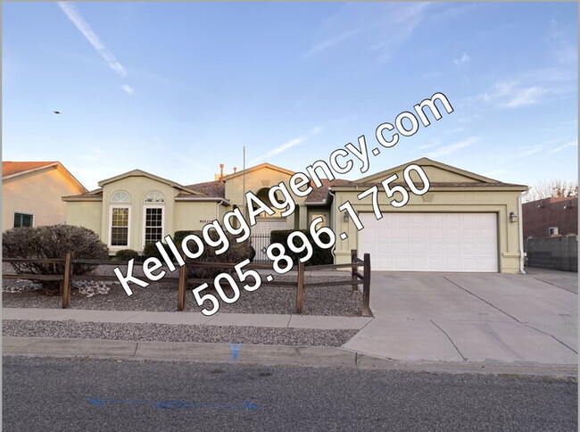 property at 6925 Glen Hills Dr NE