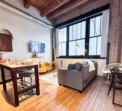 Vesta Lofts Apartments in Chicago, IL - Building Photo - Building Photo