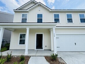 148 Kingswood Ter in Bloomingdale, GA - Building Photo - Building Photo