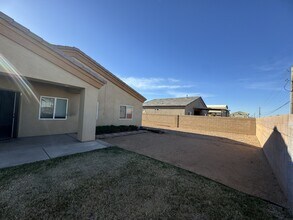 4766 Anthony Ave in Kingman, AZ - Building Photo - Building Photo