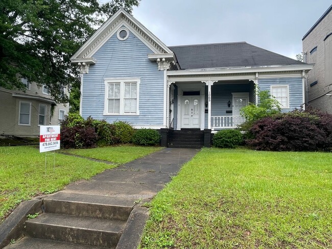 property at 1065 College St