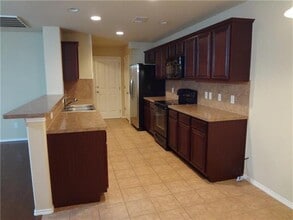 904 Mazatlan Ct in Arlington, TX - Building Photo - Building Photo