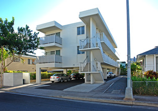 711 Alder St in Honolulu, HI - Building Photo - Building Photo