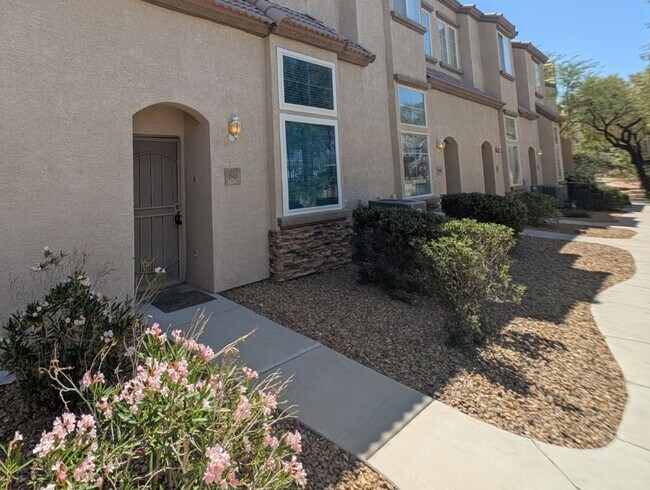 1513 Faldo St in Las Vegas, NV - Building Photo - Building Photo