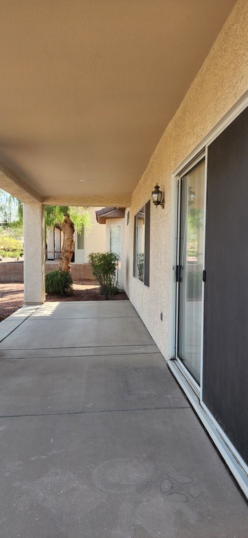 2403 Andromeda Ave in Henderson, NV - Building Photo - Building Photo