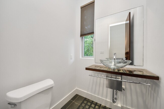 property at 1610 Calumet St