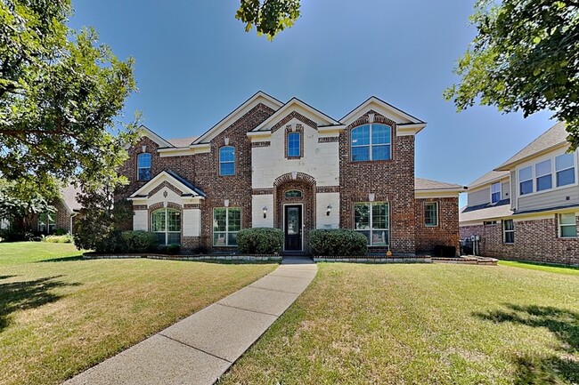 property at 3006 Knightsbridge Ln