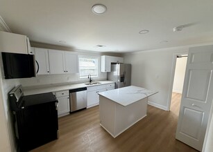 160 Indiana Ave in Athens, GA - Building Photo - Building Photo