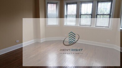 2836 N Francisco Ave, Unit 2836 - G in Chicago, IL - Building Photo - Building Photo