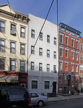 216 Jefferson St in Hoboken, NJ - Building Photo - Building Photo