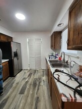 321 N 5th St in Bloomfield, NM - Building Photo - Building Photo