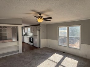 15 AL-15 in Goshen, AL - Foto de edificio - Building Photo