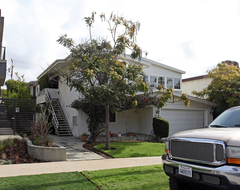 819 19th St in Santa Monica, CA - Building Photo