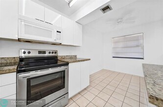 2031 Coral Ridge Dr in Coral Springs, FL - Building Photo - Building Photo