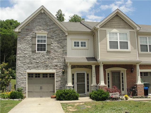 1014 Chatsworth Dr in Mount Juliet, TN - Building Photo