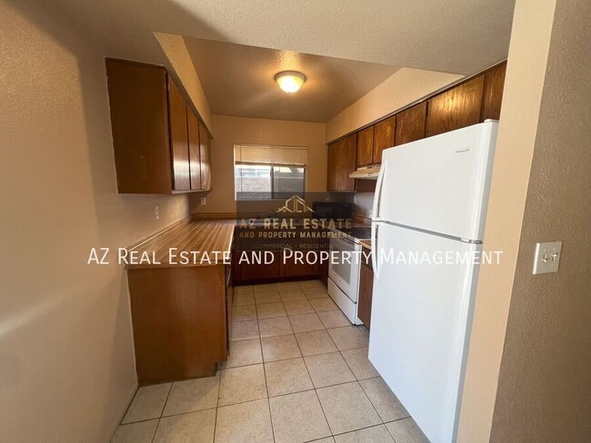 property at 3128 E Cicero St
