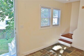 23 Smith Ave in Newport, RI - Building Photo - Building Photo