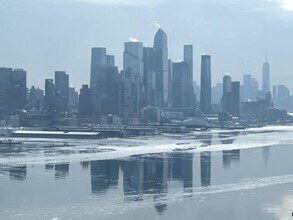 7002 JFK Blvd E in West New York, NJ - Building Photo - Building Photo