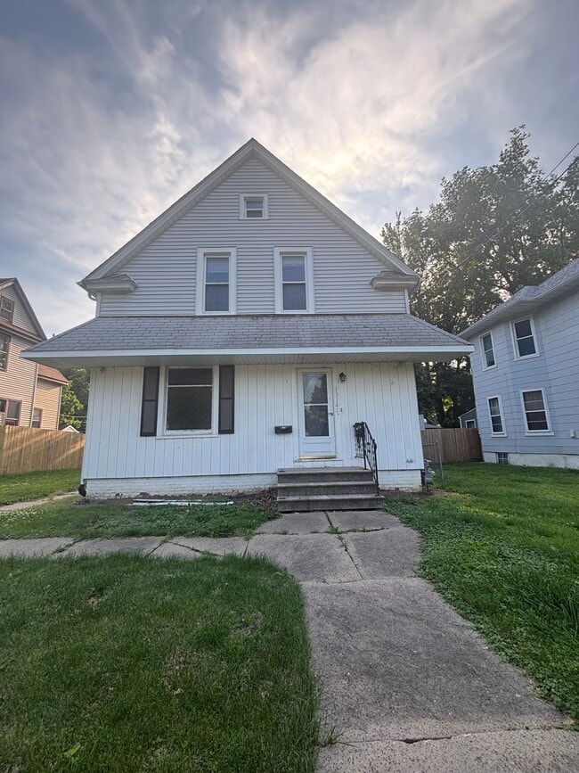 property at 1314 44th St