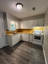218 Bellevue Cir-Unit -B in Jacksonville, AR - Building Photo - Building Photo