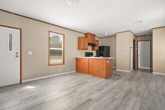 4805 41st St E in Dickinson, TX - Building Photo - Building Photo