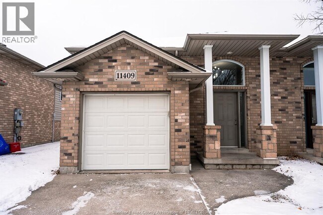 11409 Timber Bay Crescent in Windsor, ON - Building Photo - Building Photo