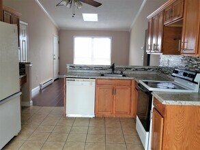 89 Coleman St, Unit 531 in West Haven, CT - Foto de edificio - Building Photo
