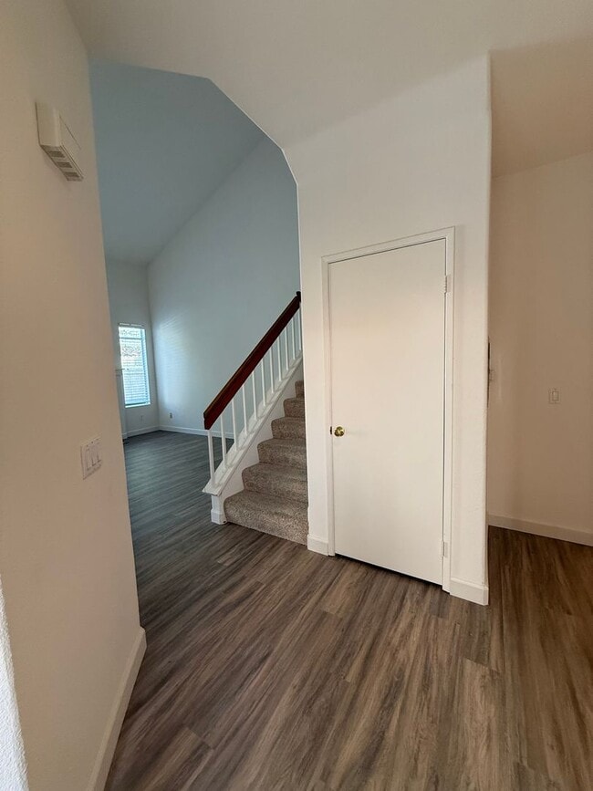 12470 Creekview Dr in San Diego, CA - Building Photo - Building Photo