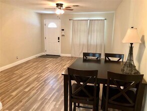 2127 E Mitchell St in Arlington, TX - Building Photo - Building Photo