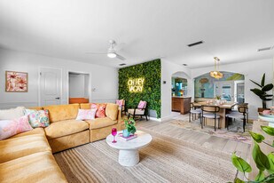 1121 19th St SW in Largo, FL - Building Photo