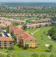 6824 Sterling Greens Dr in Naples, FL - Building Photo - Building Photo