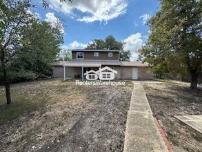 127 Dartmoor St in San Antonio, TX - Foto de edificio - Building Photo