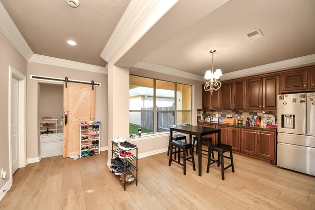 property at 14454 Summerleaf Ln