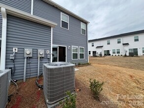 1360 Fallen Acorn Ln in Concord, NC - Building Photo - Building Photo