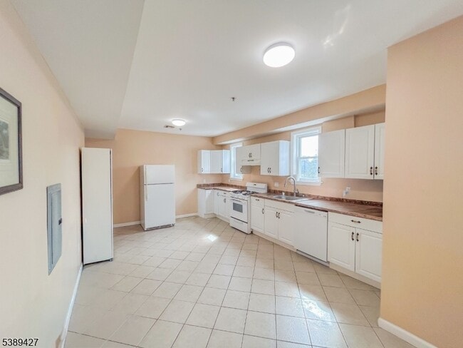 property at 329 Broad St