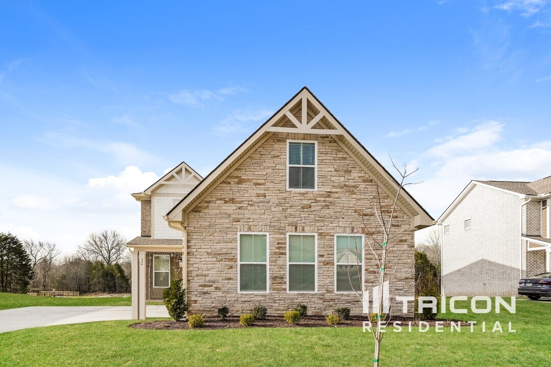 336 Park Glen Dr in Mount Juliet, TN - Building Photo