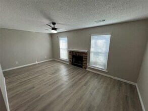 3840 Scarsdale Ln in Dallas, TX - Building Photo - Building Photo