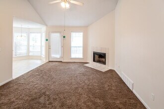 3920 Paramount Cove in Memphis, TN - Building Photo - Building Photo