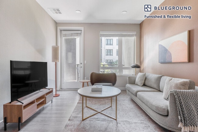 3560 Rambla Pl