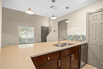 1506 Rockdale Cir in Austin, TX - Building Photo - Building Photo